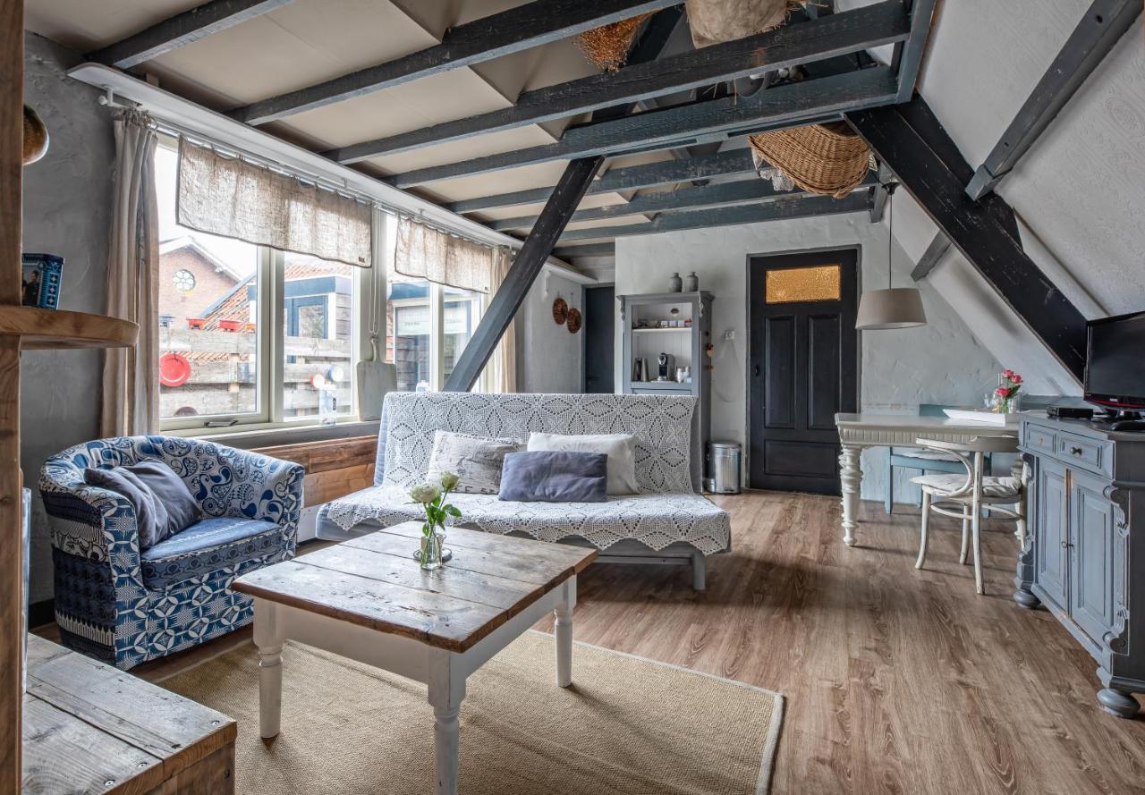 Smederij Texel Bed & Breakfast Де Коксдорп Екстериор снимка